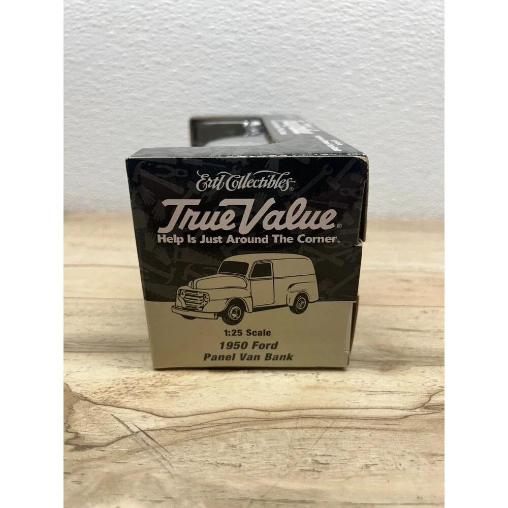 Vtg ERTL True Value 1950 Ford Panel Van Bank Diecast Model Car Scale 1:25